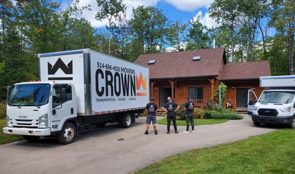 Moving Services Montreal-Victoriaville - Crown Movers